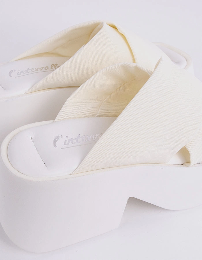 Colibri White Lycra