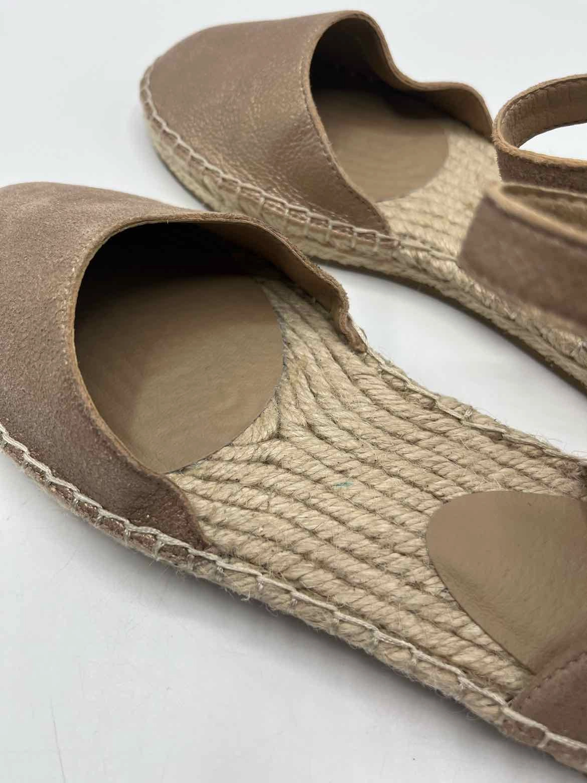 Eileen Fisher Taupe Size 7.5 Shoes