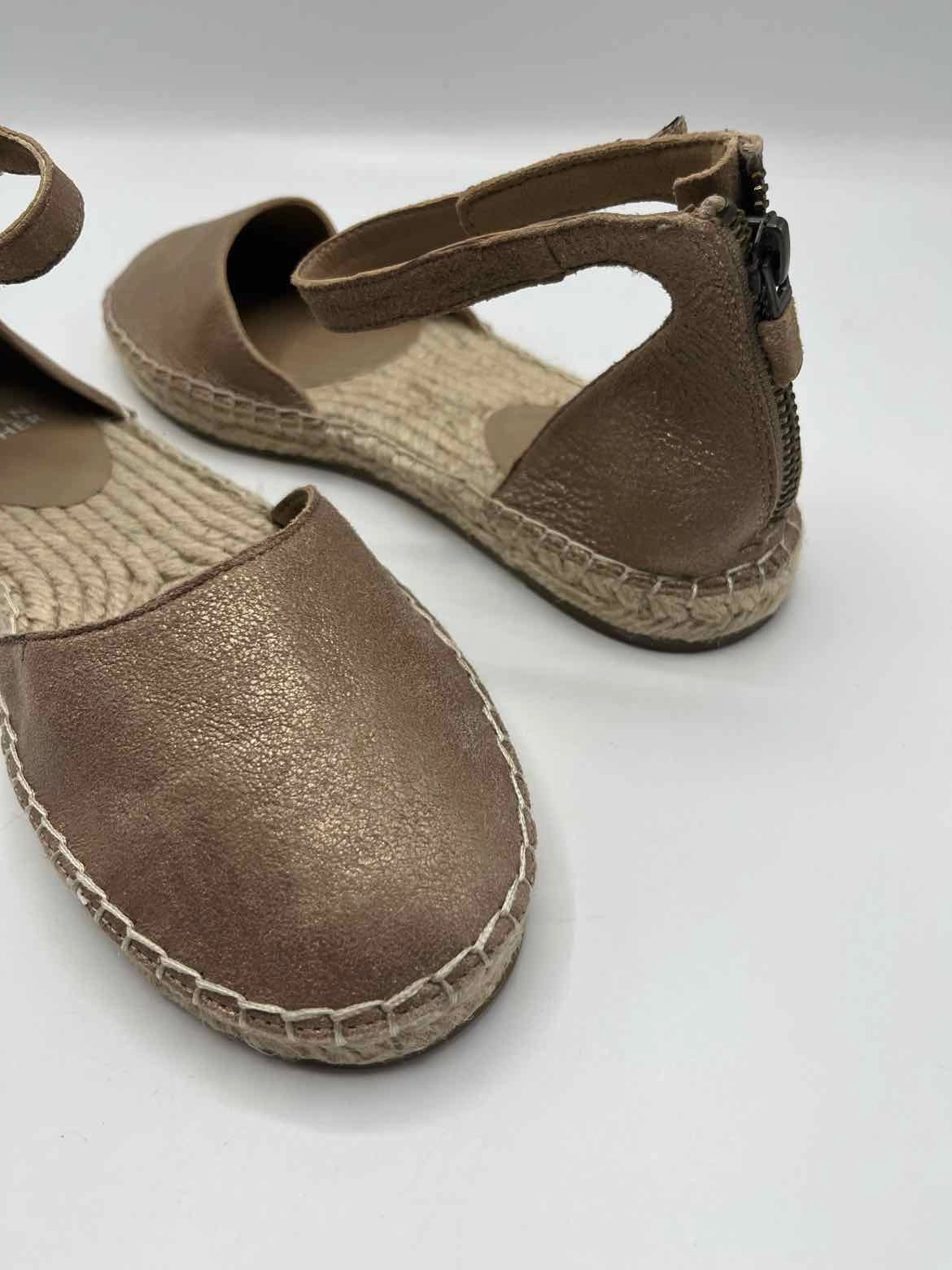 Eileen Fisher Taupe Size 7.5 Shoes