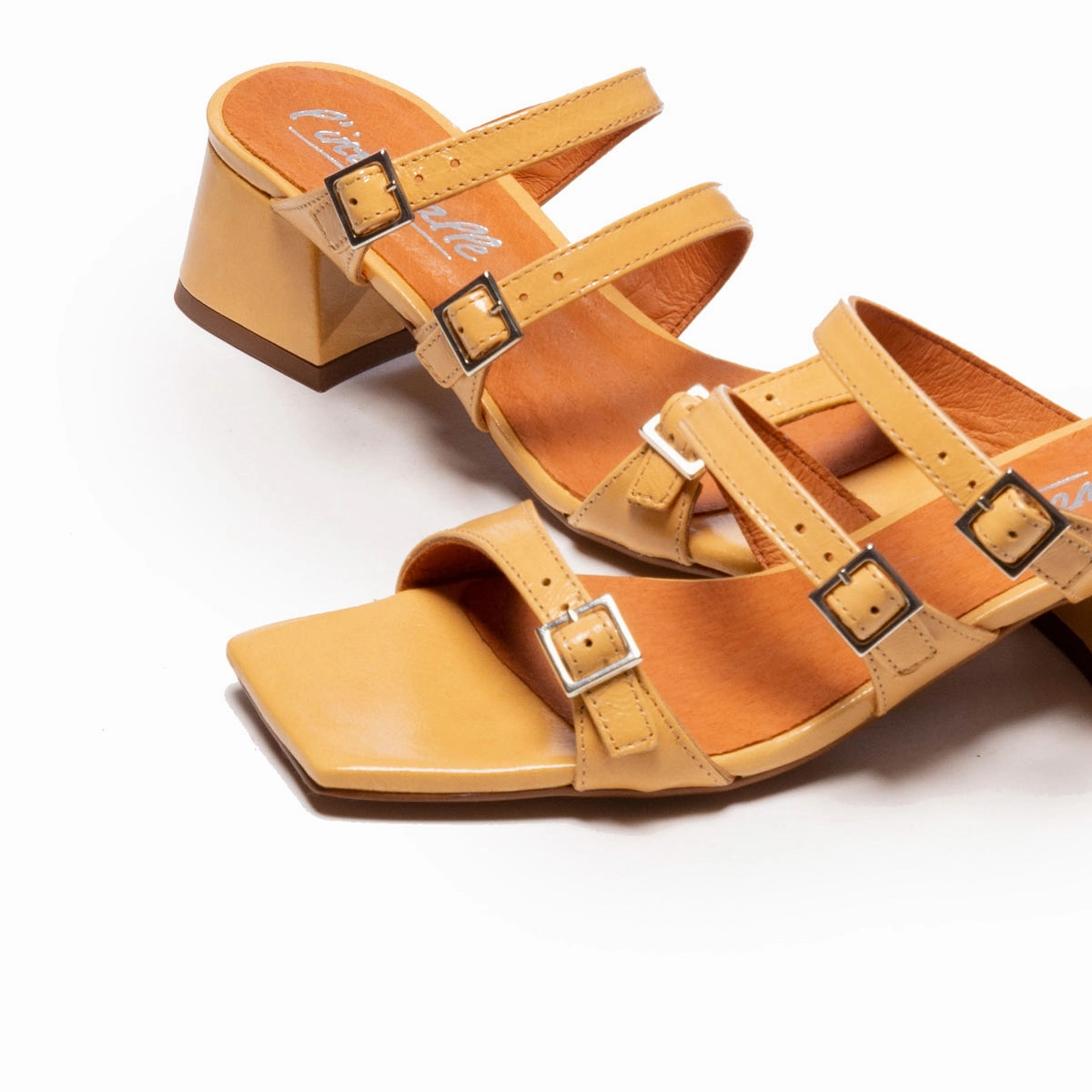 Elounda Nude Leather