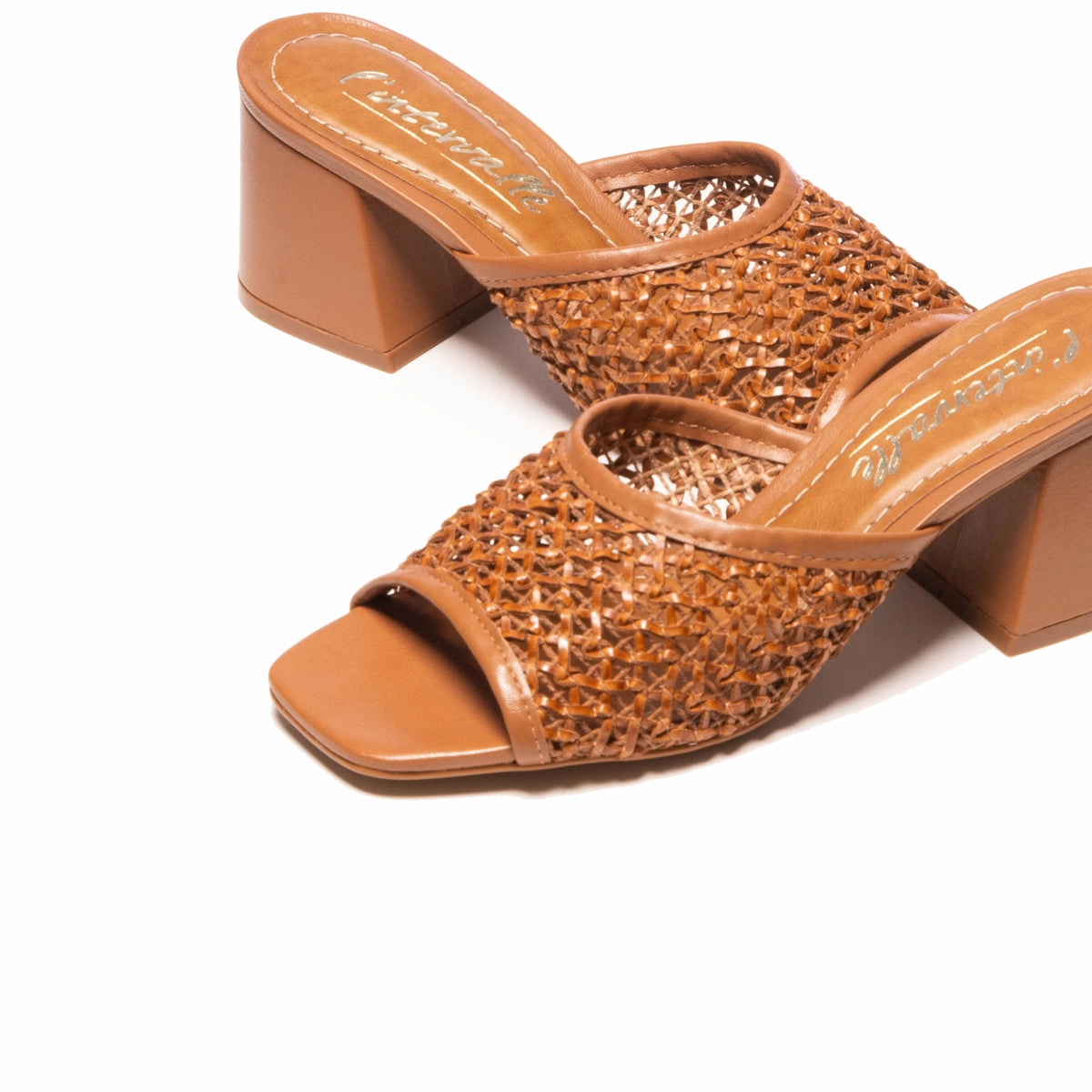 Helenium Chestnut Leather