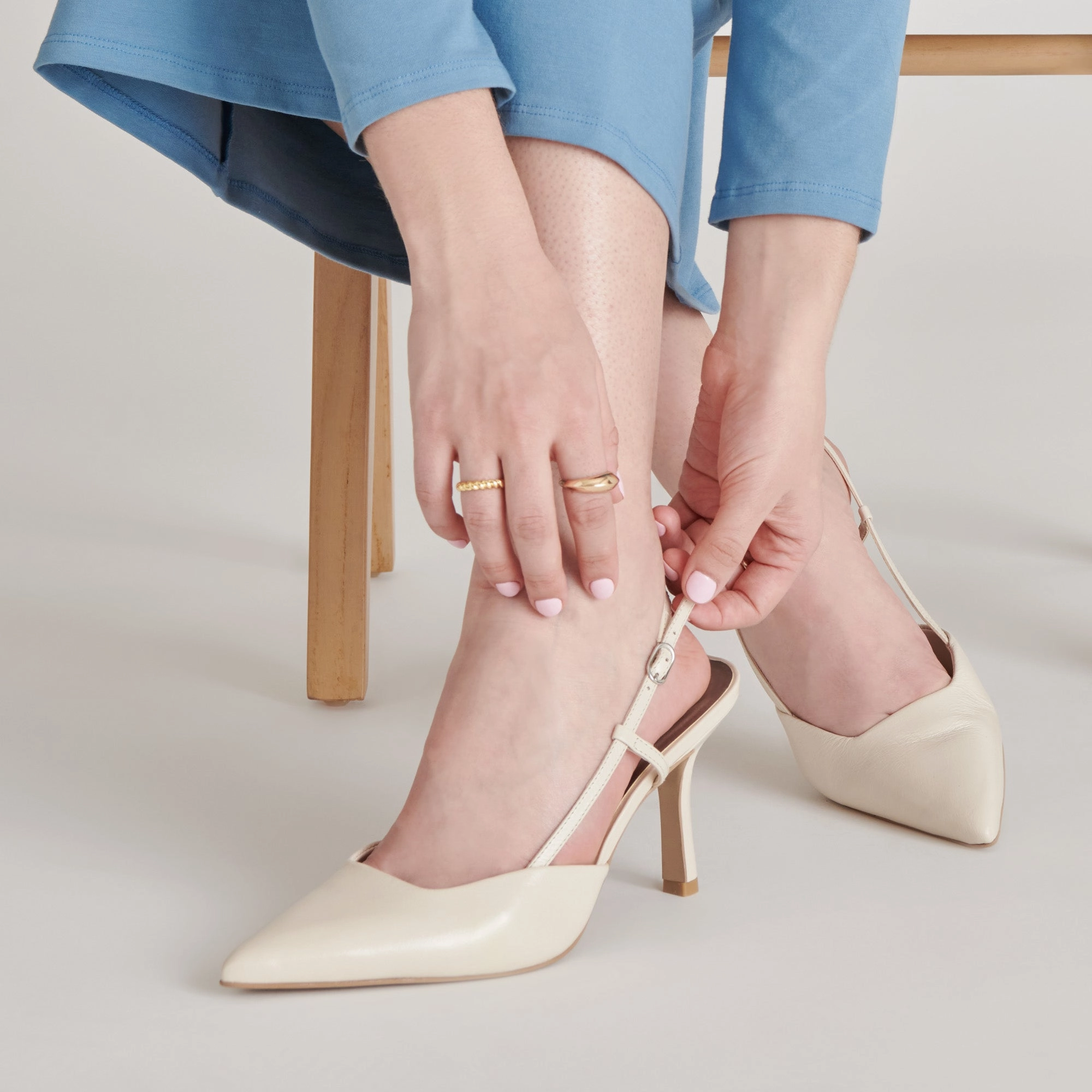 KIM HEELS IVORY CRINKLE PATENT - re:vita
