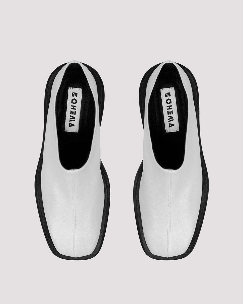 Squared Vegea Grape Leather Mules | White