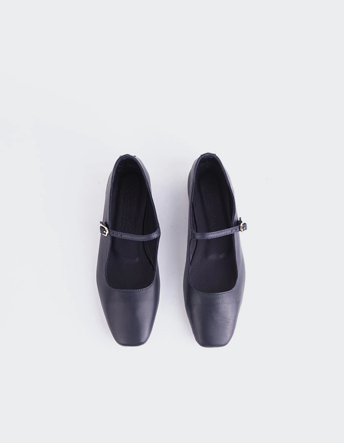 Sylph Navy Leather