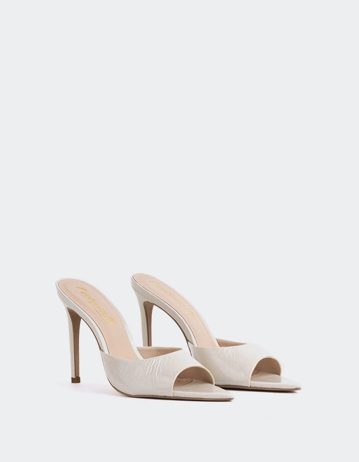 Thelma Off White Naplack