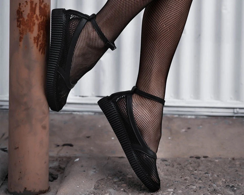 TUK-A3211L Black Fishnet Pointed Ballet Creeper