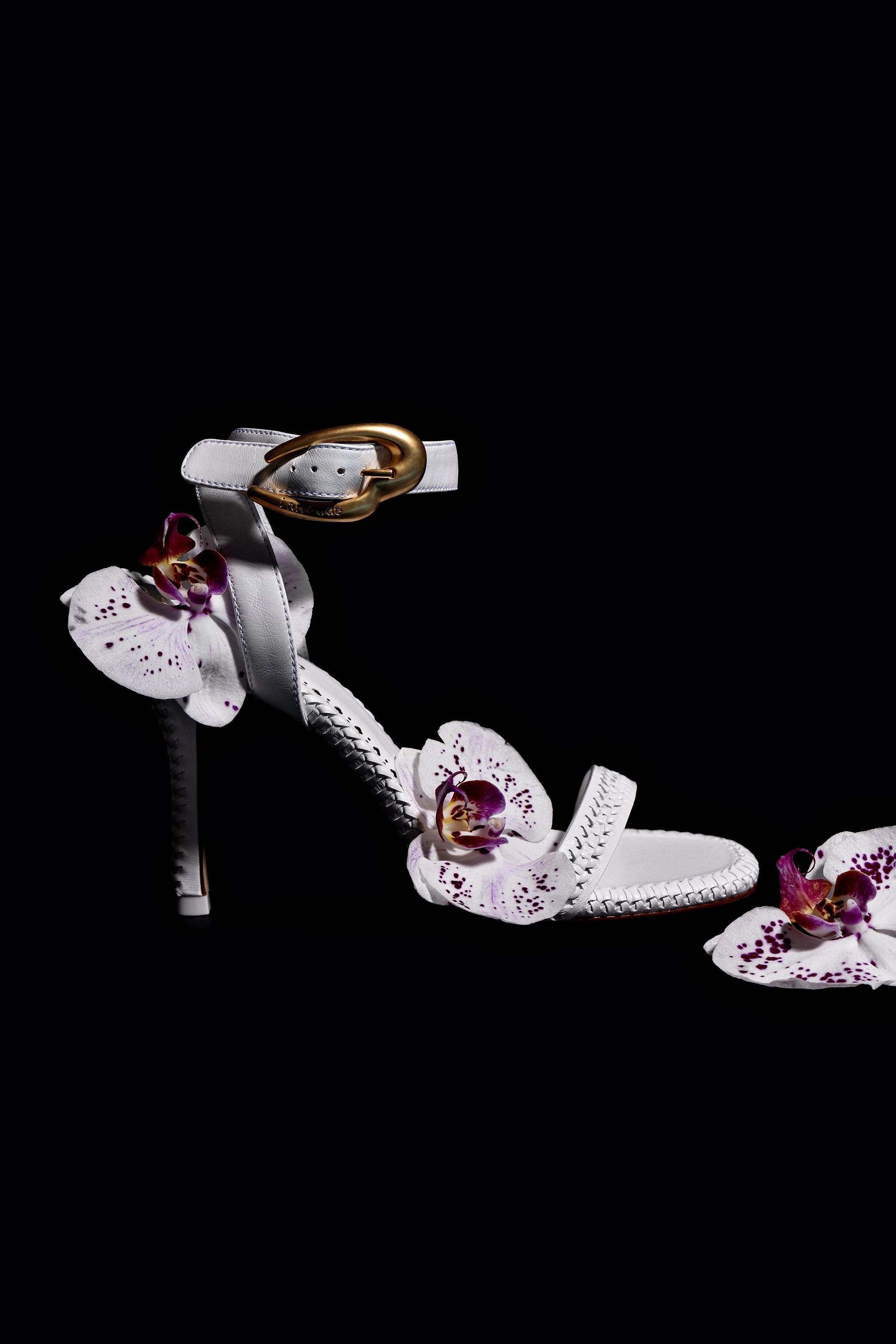 Verona Sandal In White Leather